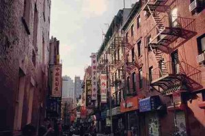 2024年黑料资源争议焦点全档案