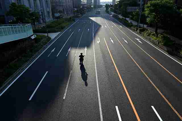 海角网址成长路径全景复盘:社交热度高能回顾